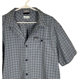 Columbia Mens Plaid Short Sleeve Button Down Shirt Blue Grey Large Regular